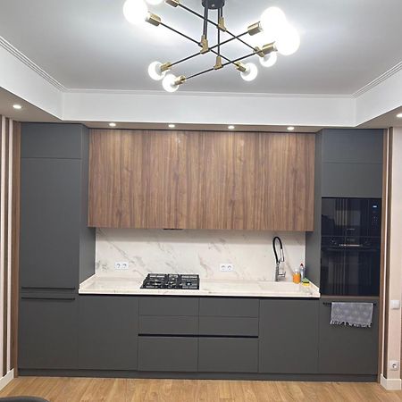 Tbilisi Hilton Apartment Екстер'єр фото