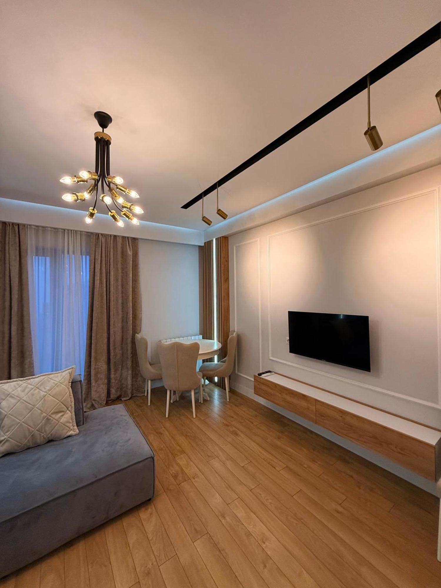 Tbilisi Hilton Apartment Екстер'єр фото