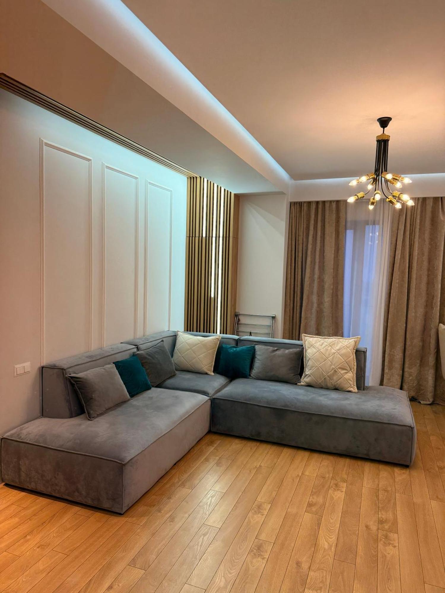 Tbilisi Hilton Apartment Екстер'єр фото
