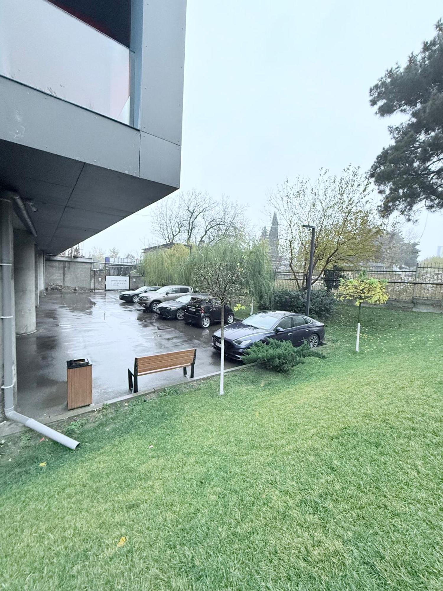 Tbilisi Hilton Apartment Екстер'єр фото