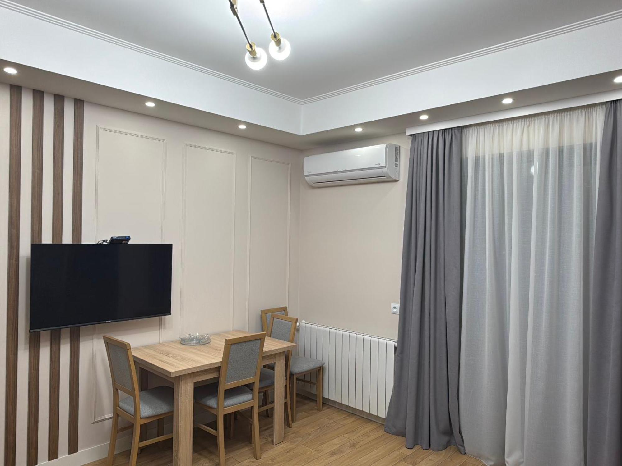 Tbilisi Hilton Apartment Екстер'єр фото