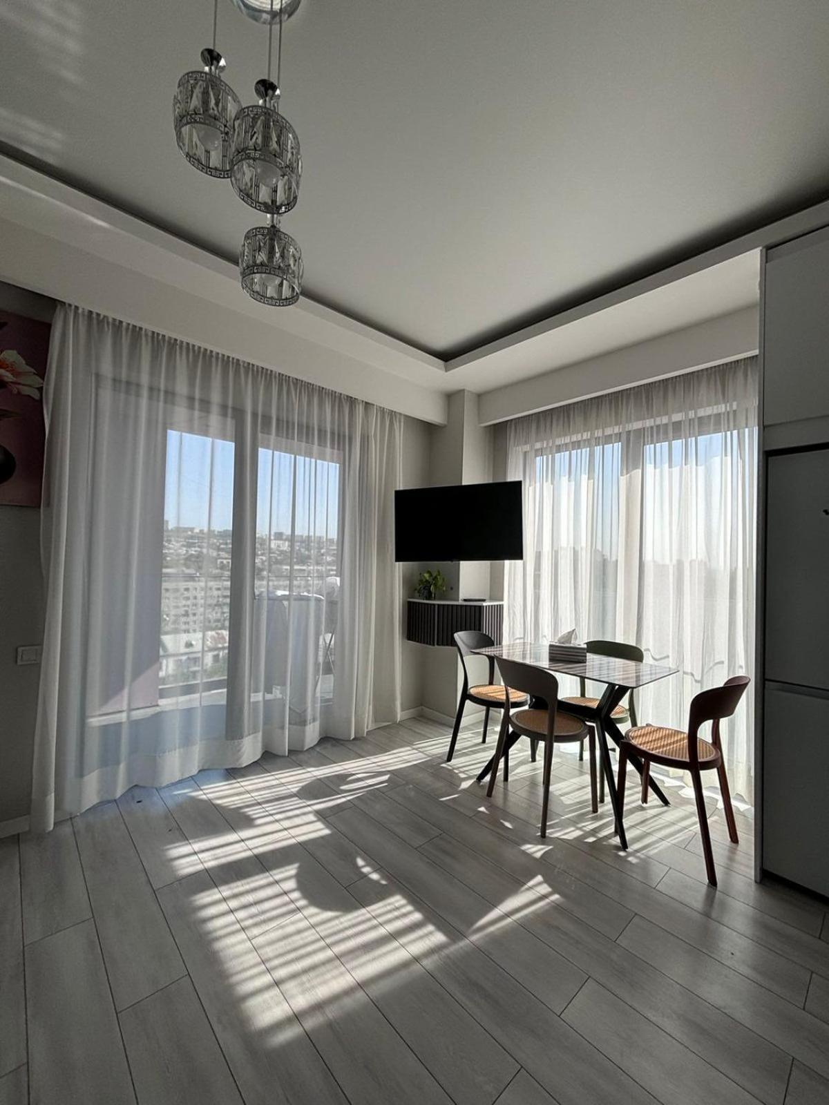 Tbilisi Hilton Apartment Екстер'єр фото