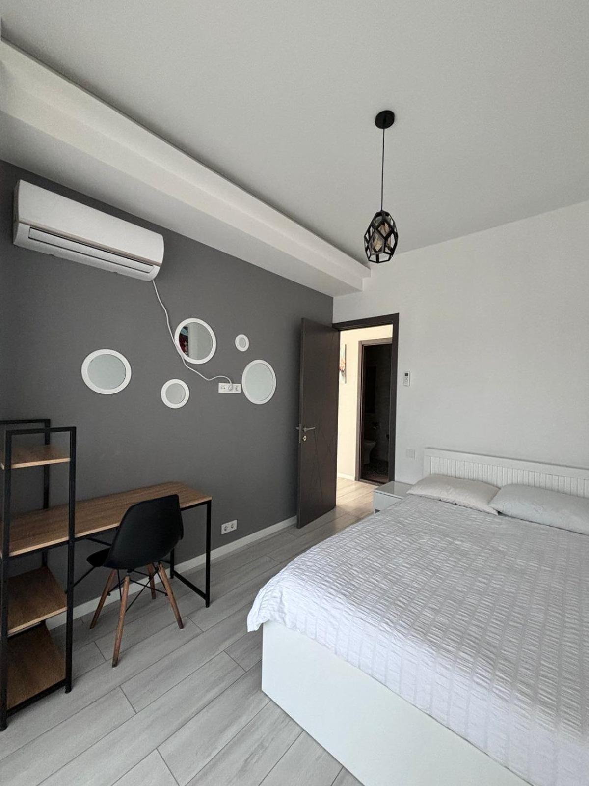 Tbilisi Hilton Apartment Екстер'єр фото