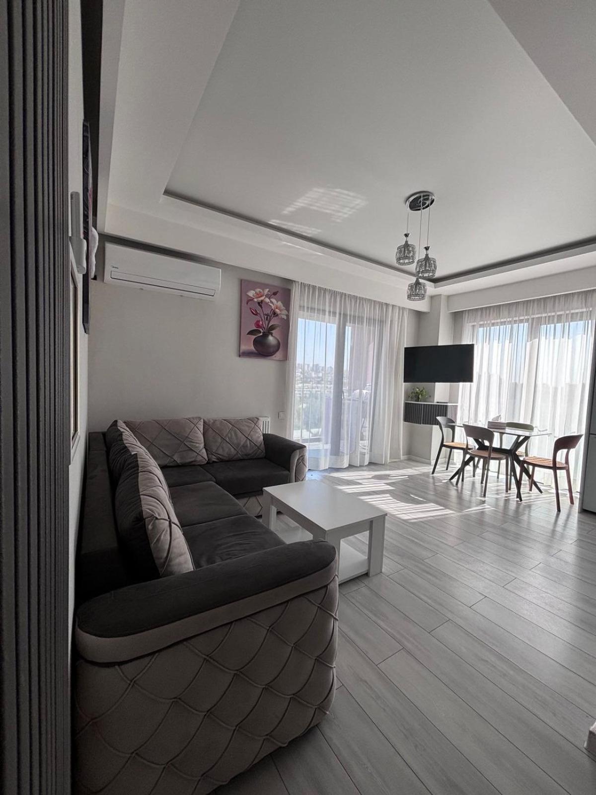Tbilisi Hilton Apartment Екстер'єр фото